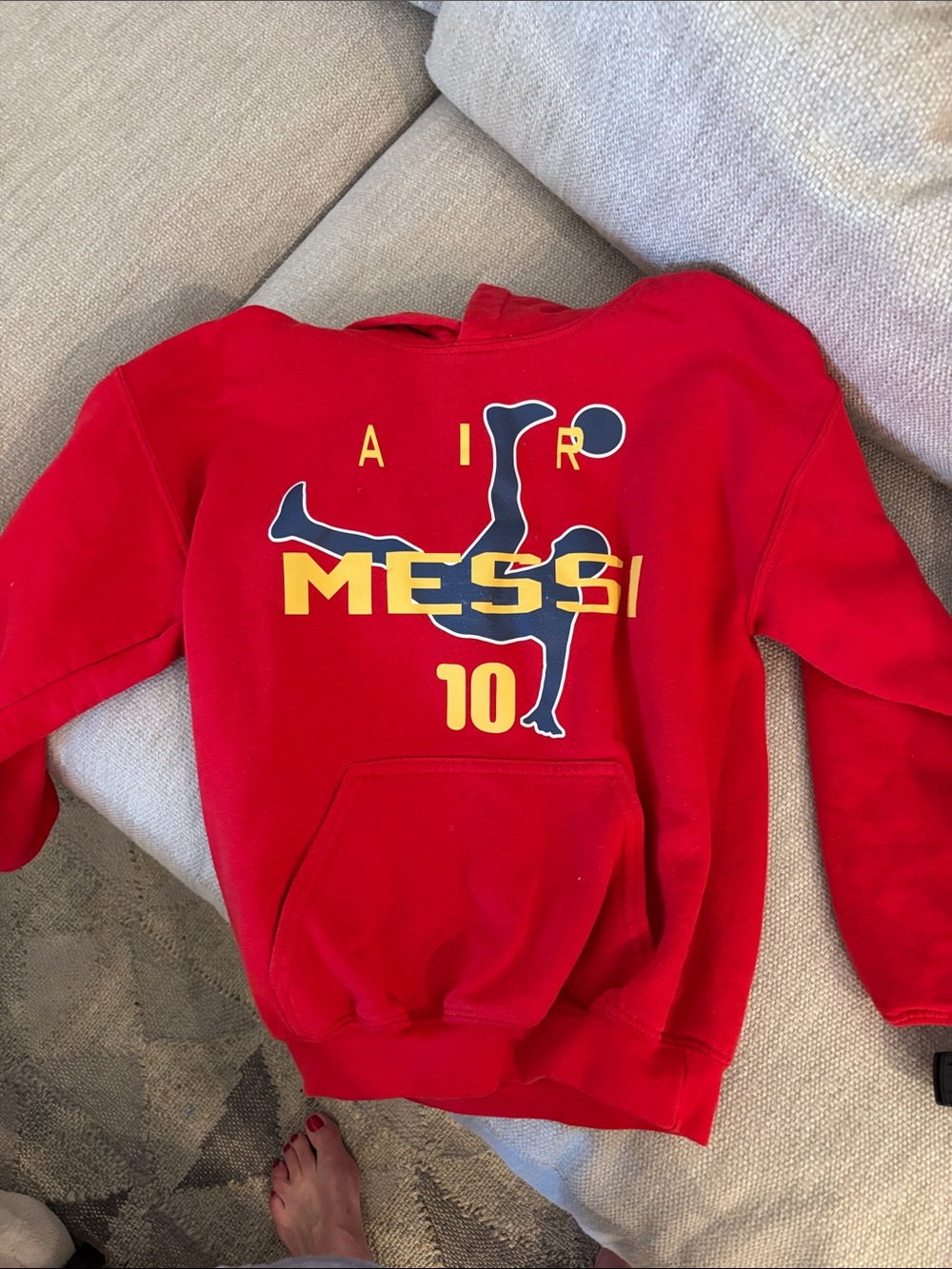 Gildan Red Kids Hoodie with Messi 10 Graphic